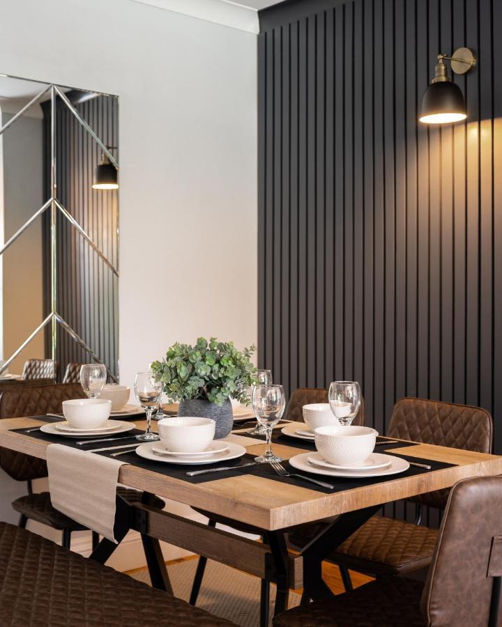 Large Luxury Solihull House - The Residence - Close To Nec - Sleeps 9 외부 사진