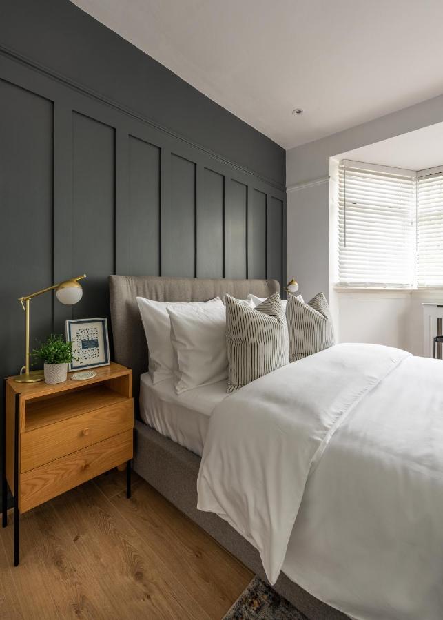 Large Luxury Solihull House - The Residence - Close To Nec - Sleeps 9 외부 사진