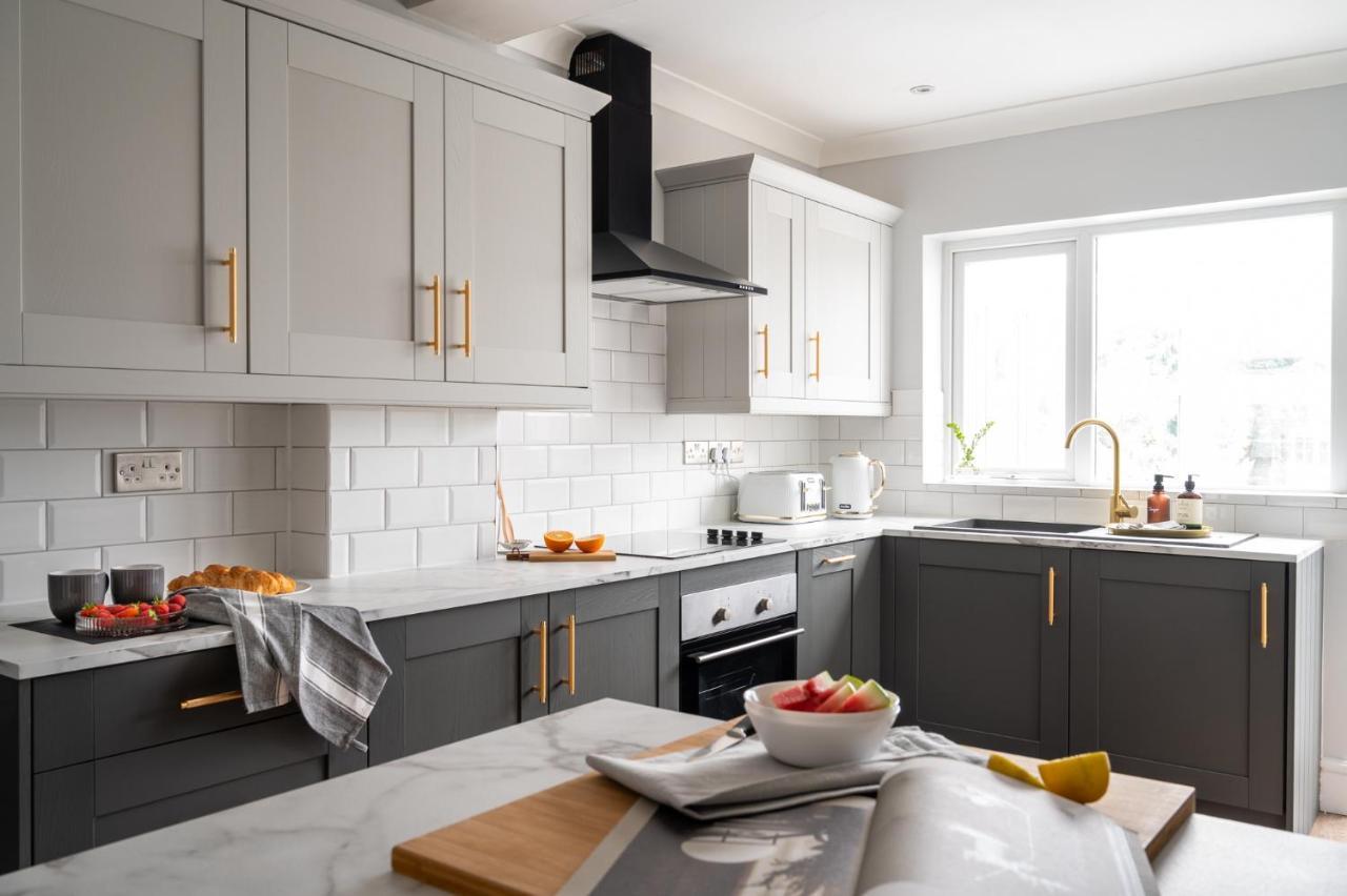 Large Luxury Solihull House - The Residence - Close To Nec - Sleeps 9 외부 사진