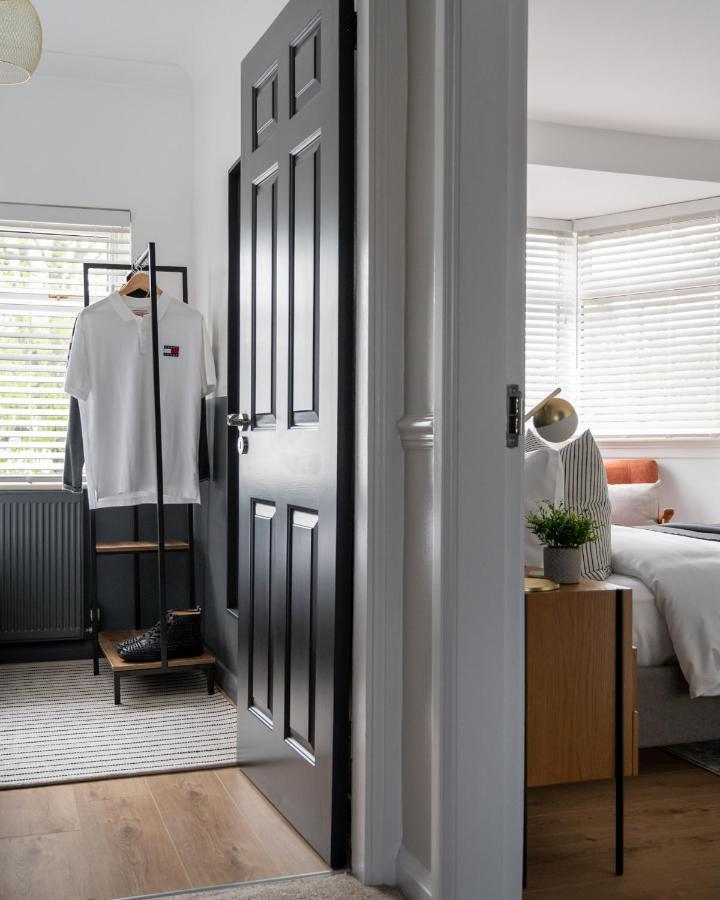 Large Luxury Solihull House - The Residence - Close To Nec - Sleeps 9 외부 사진