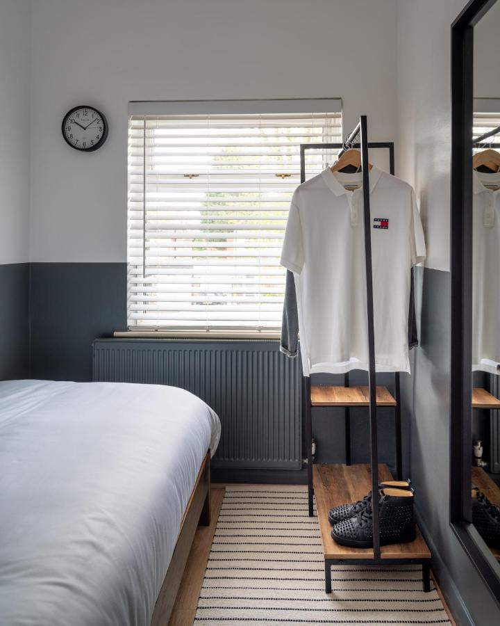 Large Luxury Solihull House - The Residence - Close To Nec - Sleeps 9 외부 사진